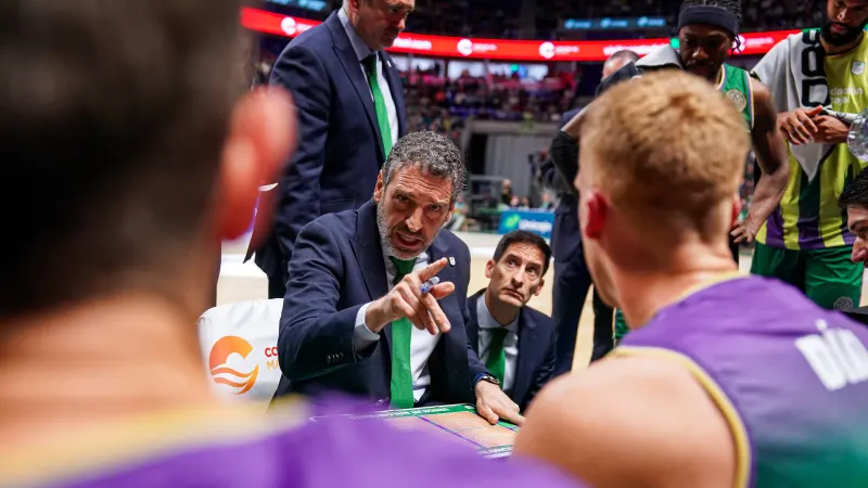 IBON NAVARROVICTORIA CORALY DE QUIEPO