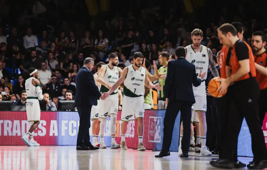 NOTAS y 1x1 del UNICAJA ANTE EL BARÇA
