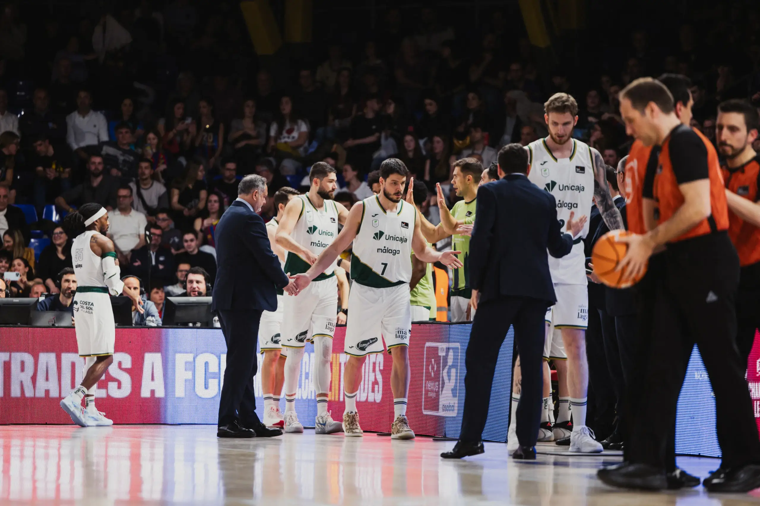 NOTAS y 1x1 del UNICAJA ANTE EL BARÇA