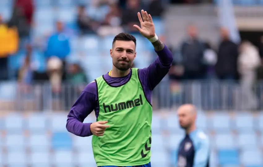 PEQUEÑO FRENO A LA RECUPERACIÓN DE ÁLEX PASTOR