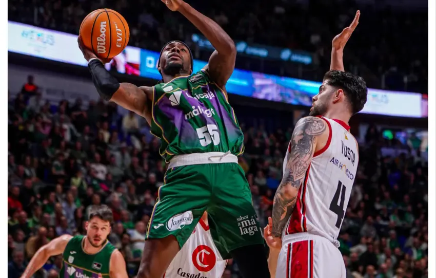 PERRY Y UNICAJA RECUPERAN LA SONRISA ANTE CASADEMONT ZARAGOZA