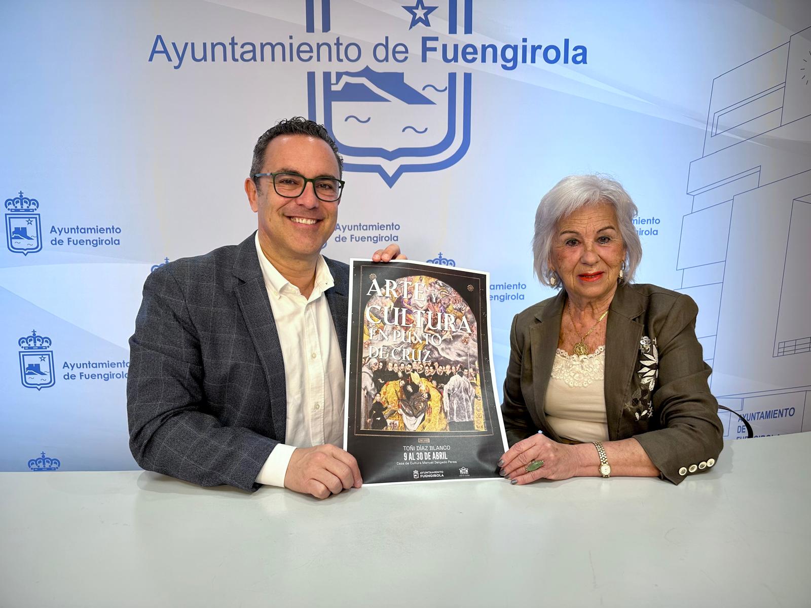 Romero y Diaz presentan la exposicion Arte y cultura en punto de cruz
