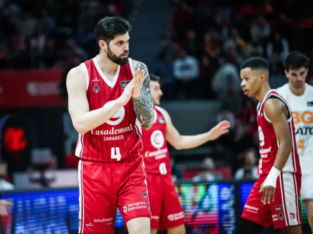 SANTI YUSTA VISITA AL UNICAJA COMO EL CUPO MÁS CODICIADO