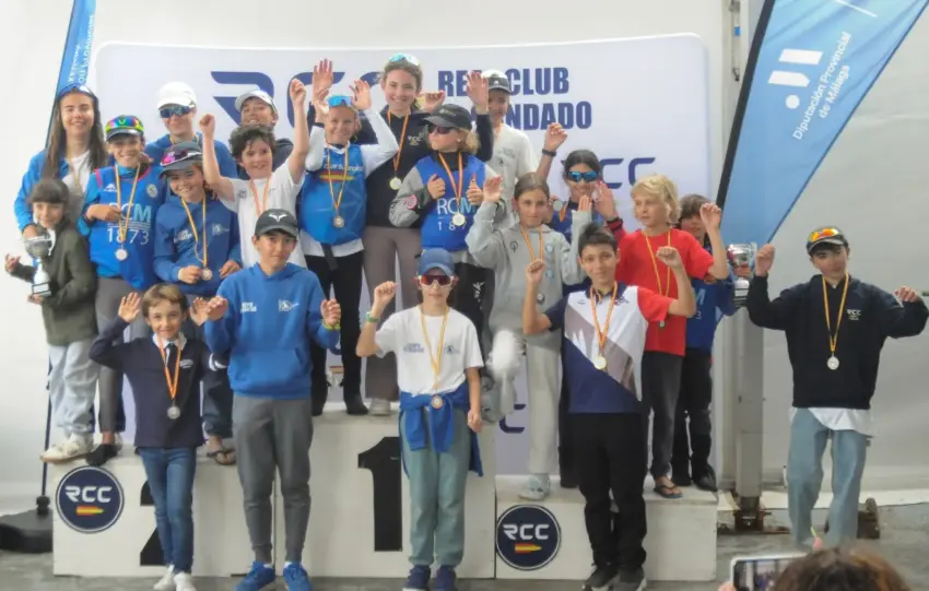 SENDA AZUL EL CANDADO