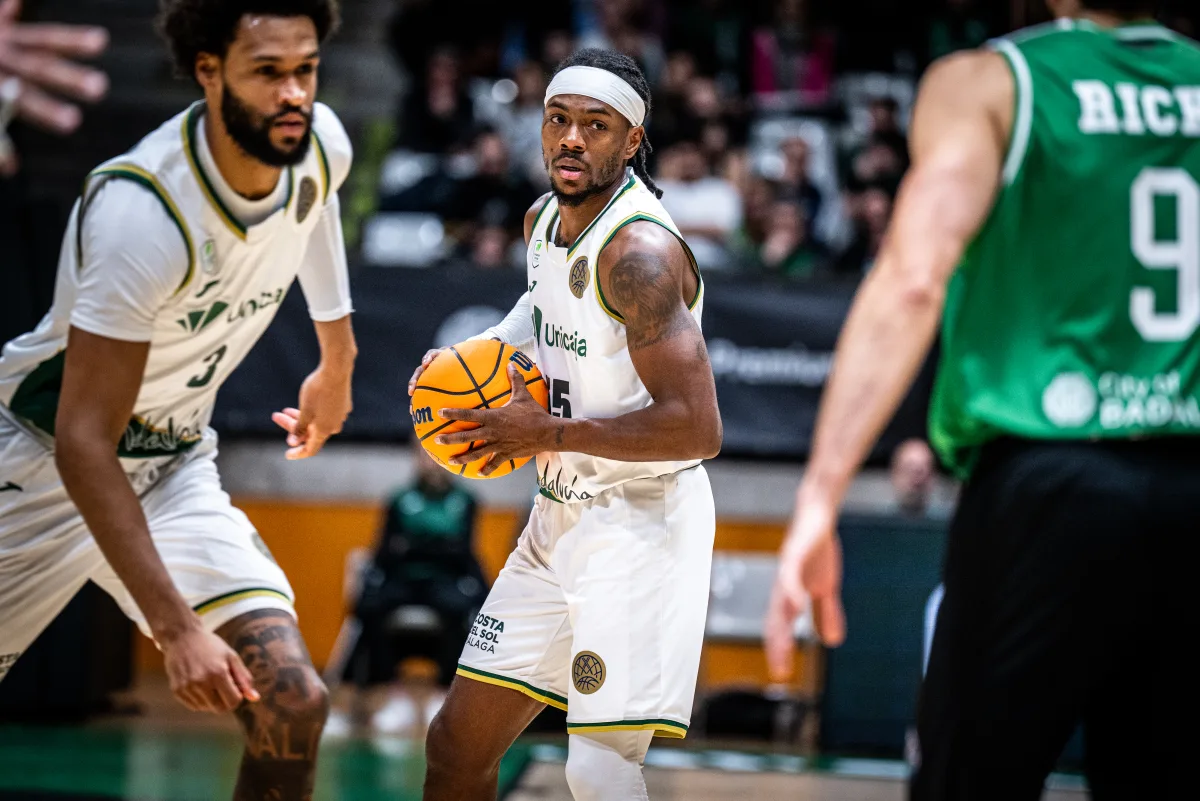 SIGUE EN DIRECTO EL UNICAJA VS ASISA JOVENTUT DE BCL