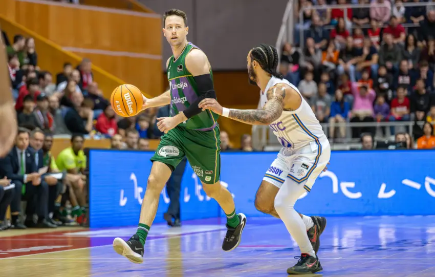 TYLER KALINOSKI BAJA, HABLA IBON NAVARRO