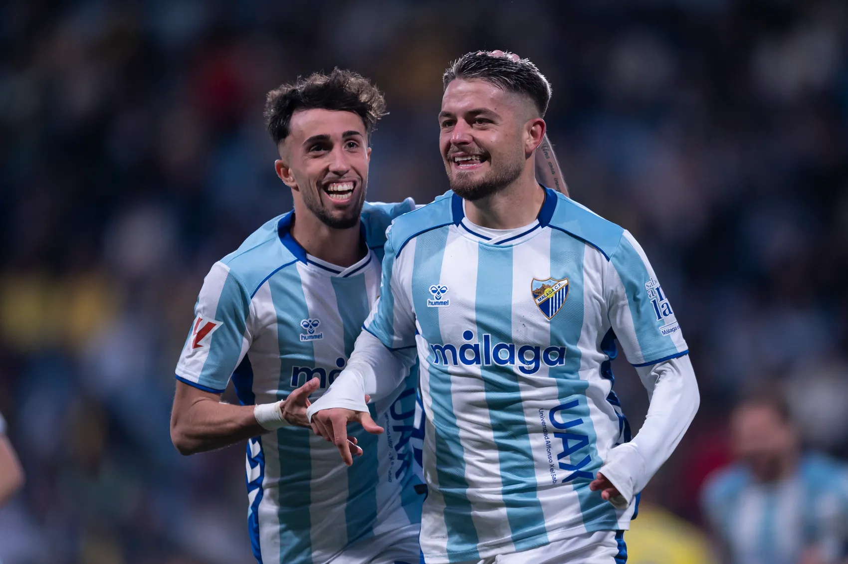 El vestuario del Málaga CF arropa a Dani Lorenzo: "Te esperamos en el césped"