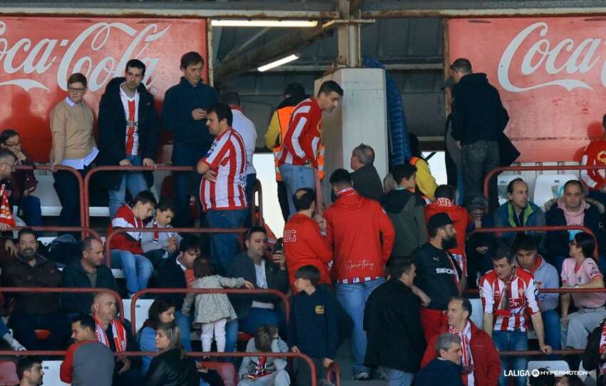 Suspendido el Sporting de Gijón - Leganés por una emergencia sanitaria en la grada