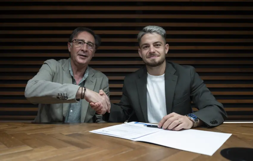 OFICIAL | El Málaga CF renueva a Dani Lorenzo