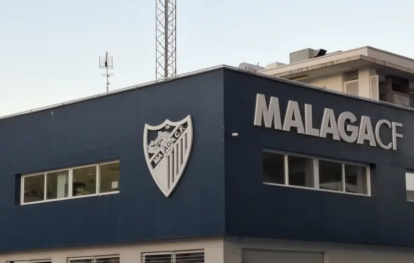 El Málaga CF sale de los playoffs del límite salarial de Segunda