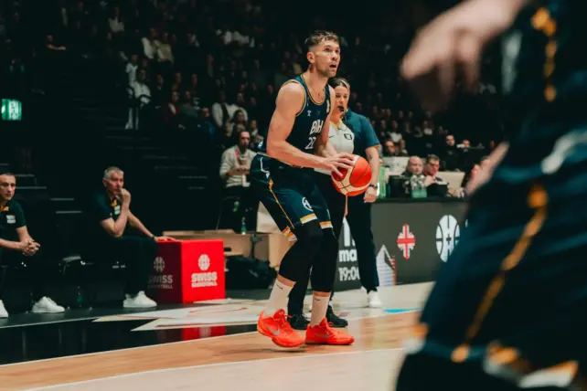 Un sólido Sulejmanovic cierra la Ventana de febrero con 21 de valoración