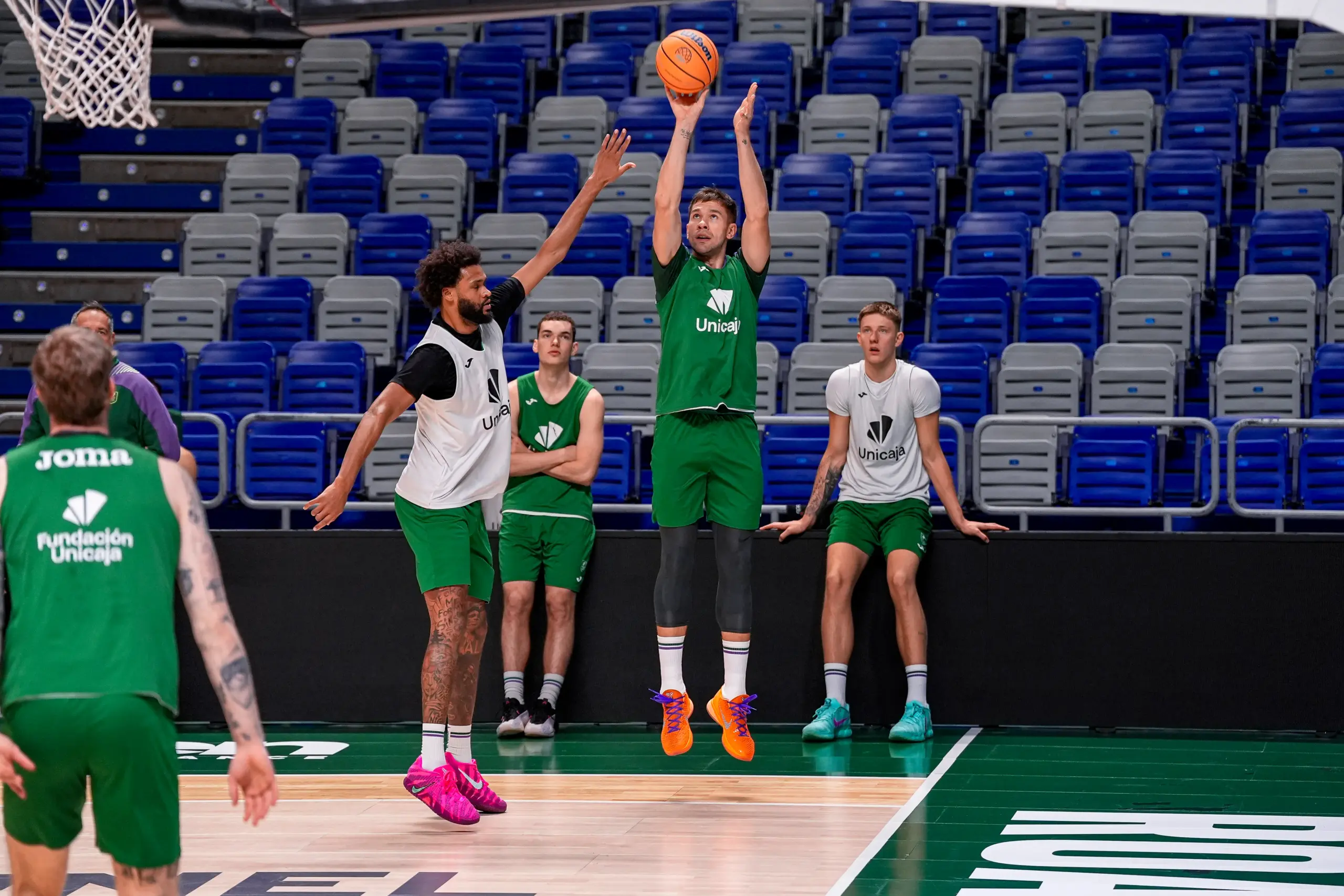 1 - ENTRENAMIENTO PREVIO UNICAJA VS ALBA BERLÍN