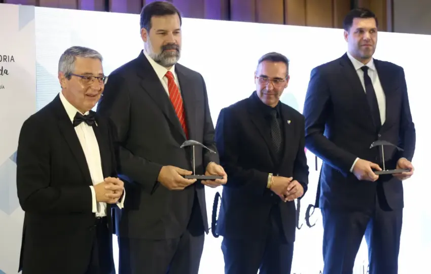 1 - GALA BOQUERÓN VICTORIANO