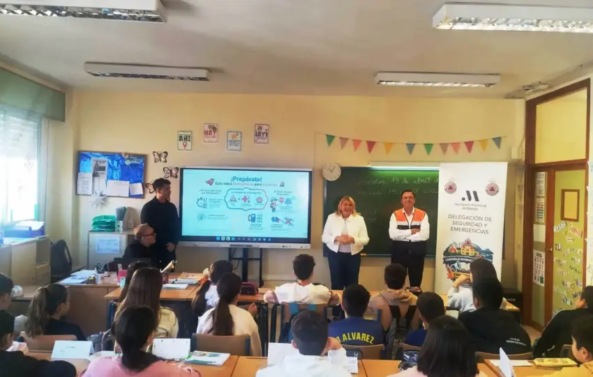 20 CAMPANA EMERGENCIAS NERJA