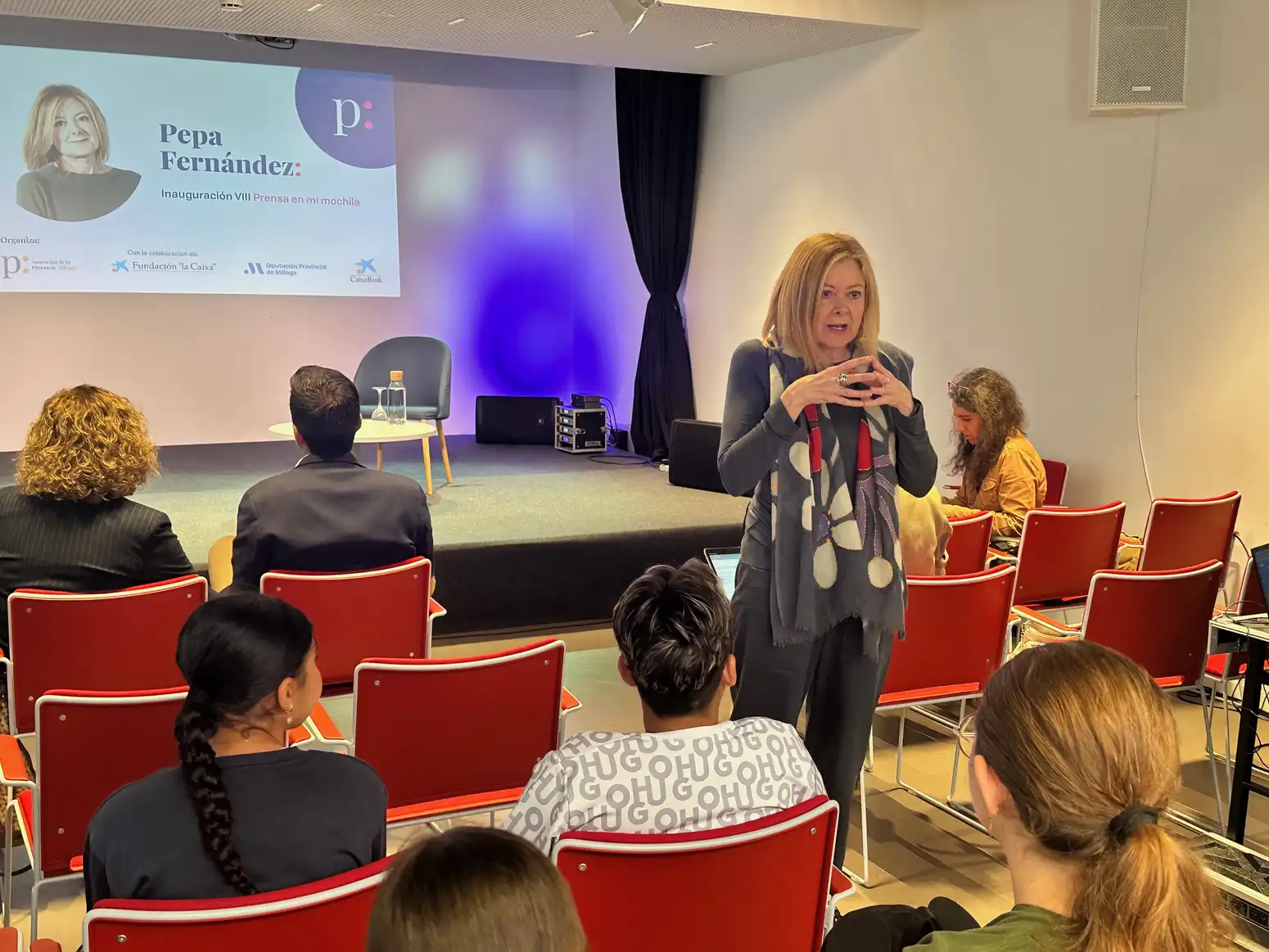 3 - PEPA FERNÁNDEZ PRENSA COLEGIOS DIPUTACIÓN