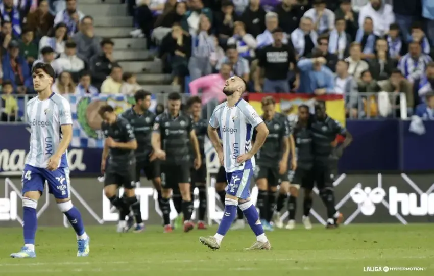 Este es el resumen de la derrota del Málaga CF ante el CD Castellón en La Rosaleda (2-3)