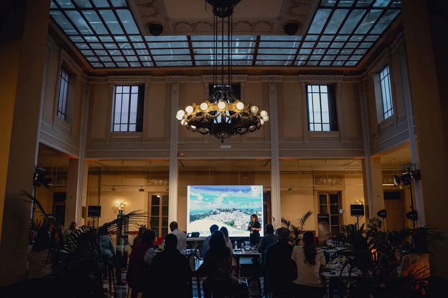 38 - ANDALUCIAN CRUSH