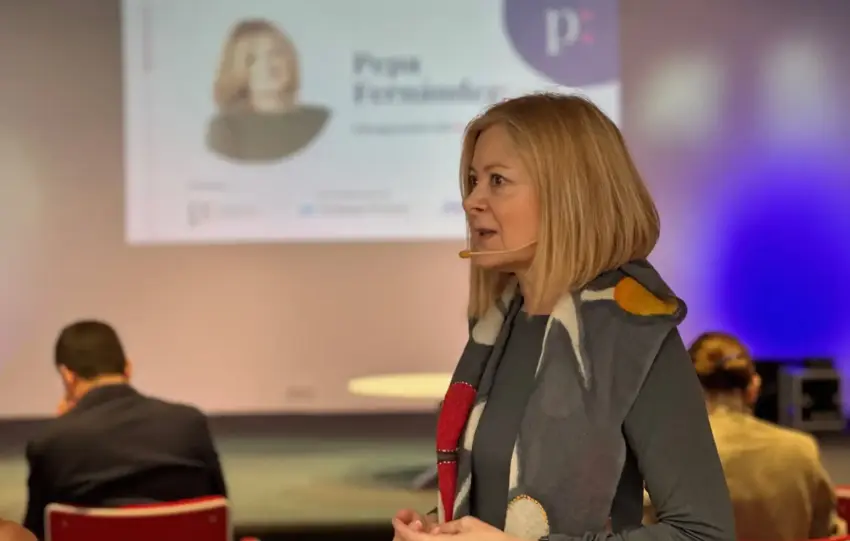 4 - PEPA FERNÁNDEZ PRENSA COLEGIOS DIPUTACIÓN