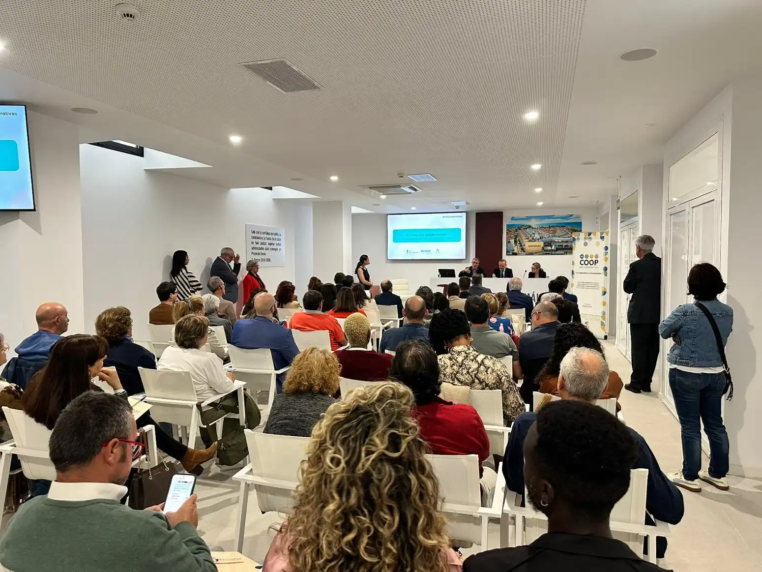 62 - CHARLA SALADO VIVIENDA