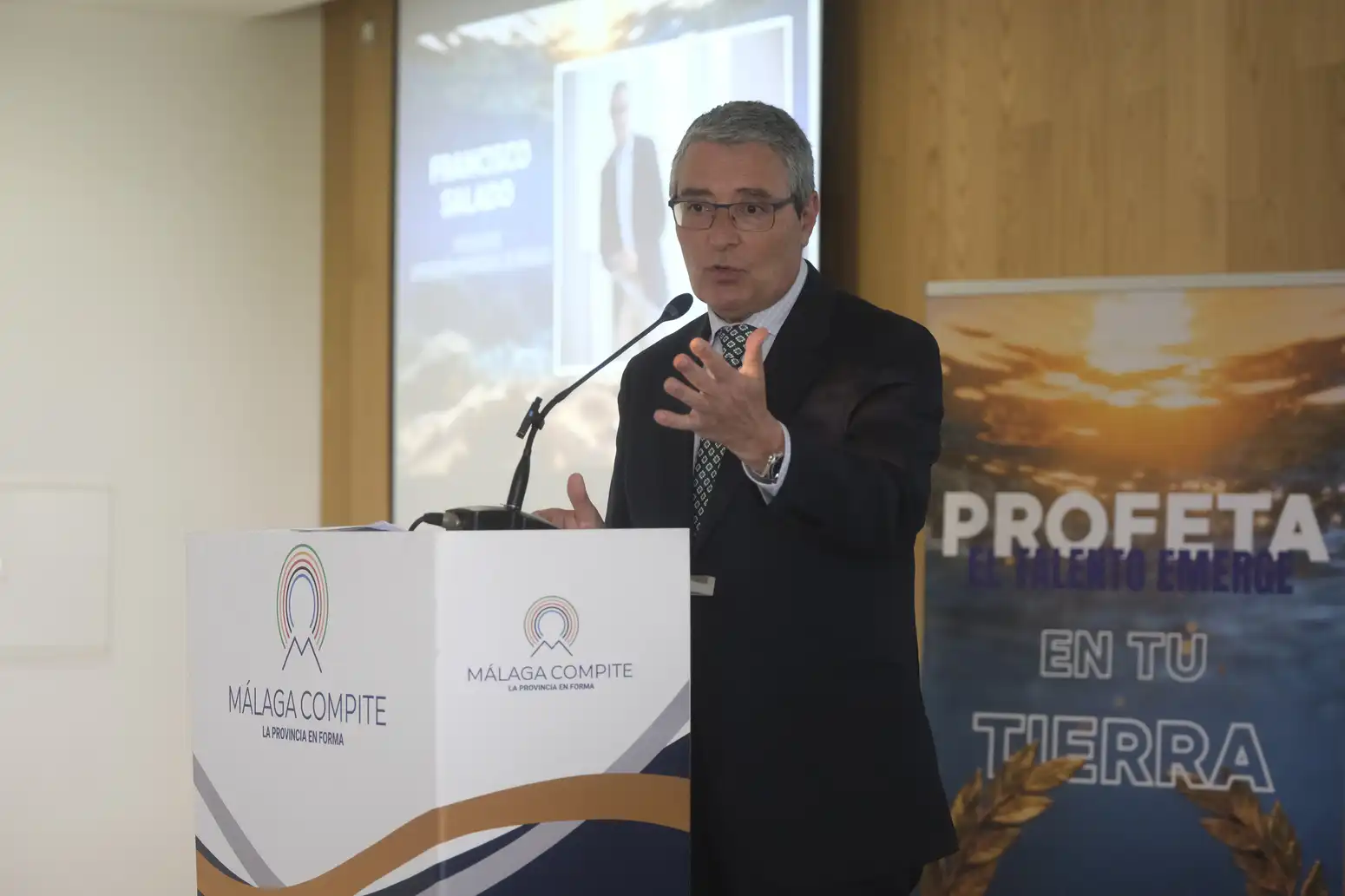 La Diputación de Málaga entrega los II Premios ‘Profeta en tu tierra’ a Sarah Almagro y Rubén Roldán 5 8 - PREMIOS TU TIERRA DIPUTACIÓN