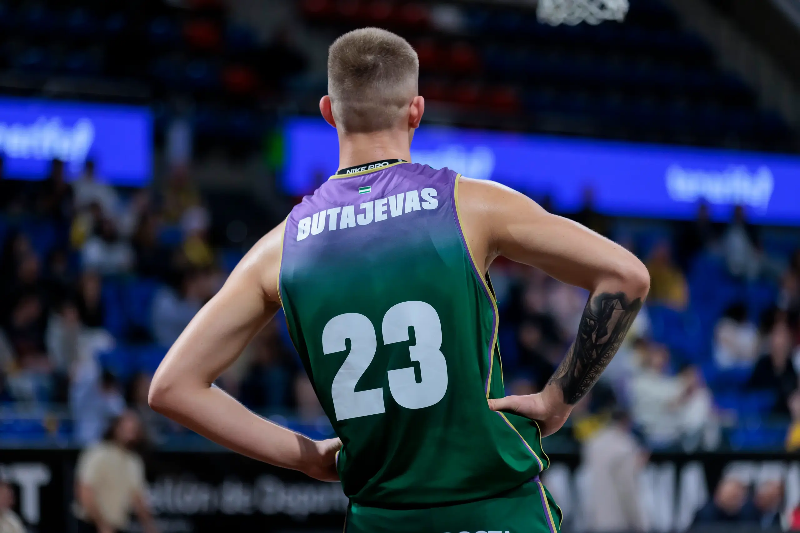 ARTURAS BUTAJEVAS SE MARCHA A LA NCAA