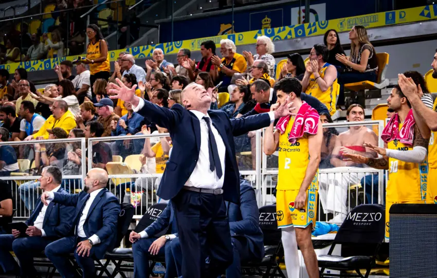 CHE GARCIA COMO EL COMANDANTE DE LA SALVACIÓN DEL GRAN CANARIA