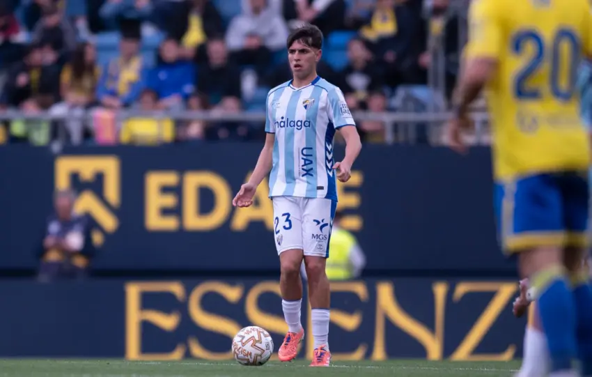 IZAN MERINO RESPONSABILIDAD AL MANDO DEL PIVOTE