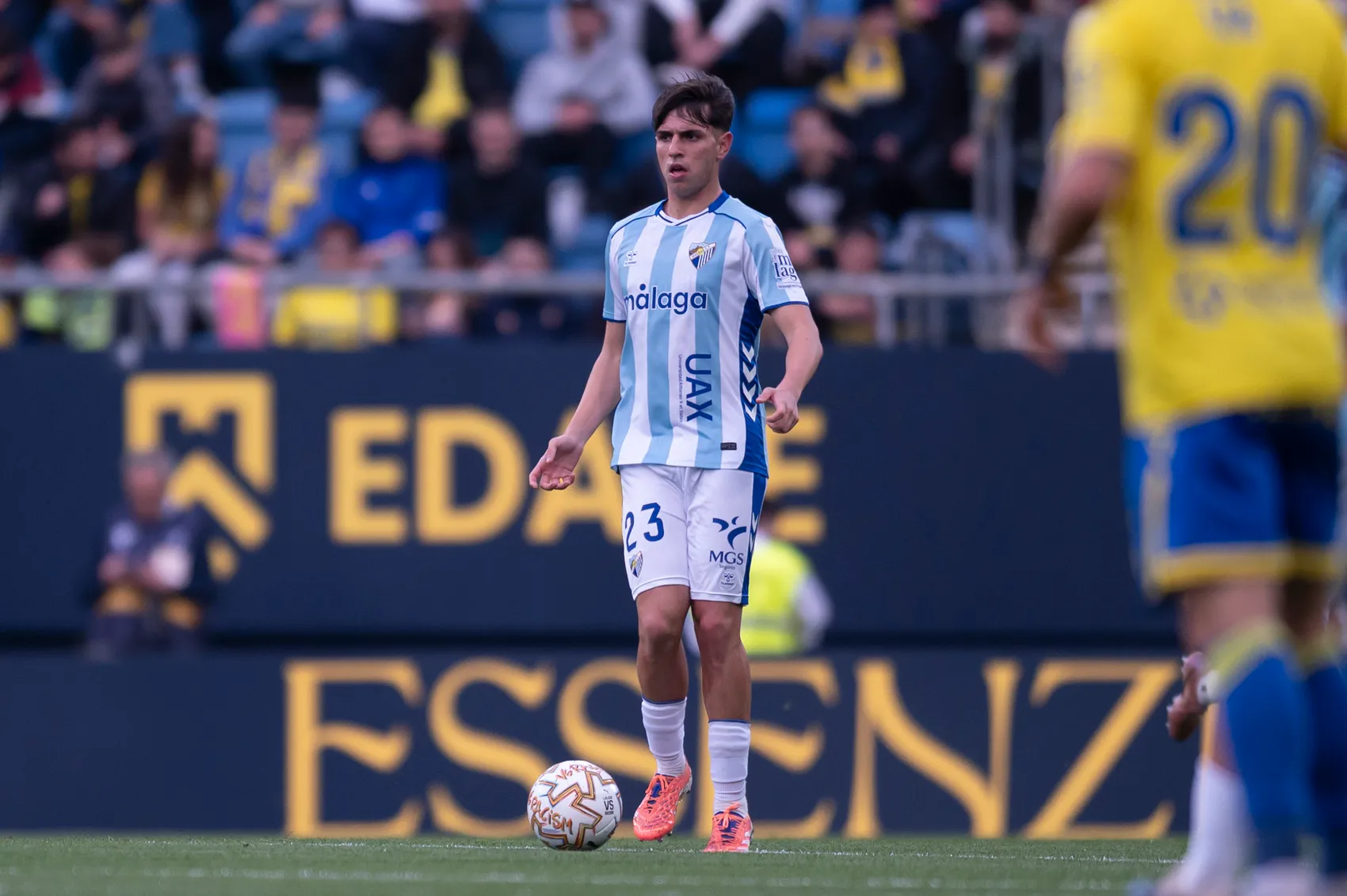 IZAN MERINO RESPONSABILIDAD AL MANDO DEL PIVOTE