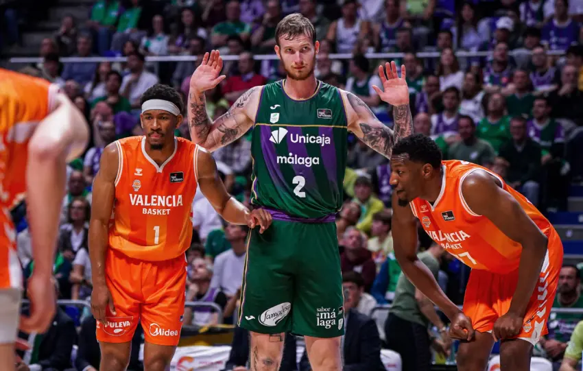 LA RELACION IBON BALCEROWSKI ME DICE QUE SOY MUY IMPORTANTE