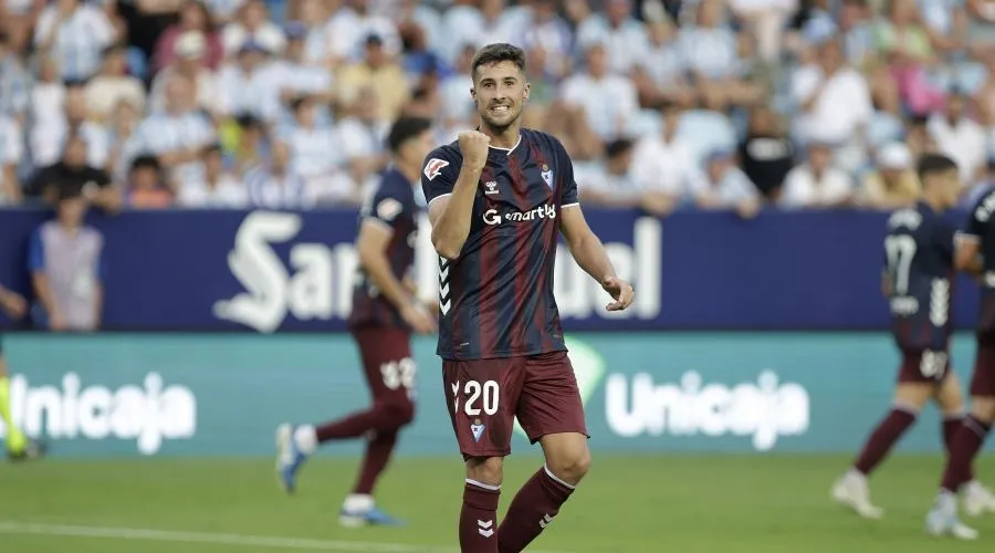 Javi Martón: el pichichi armero que gusta en el Málaga CF