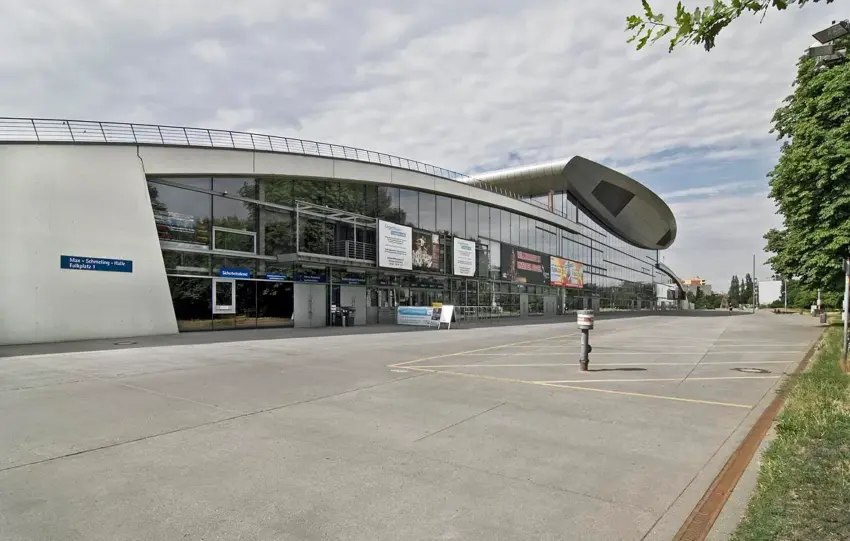 Max-Schmeling-Halle PABELLÓN