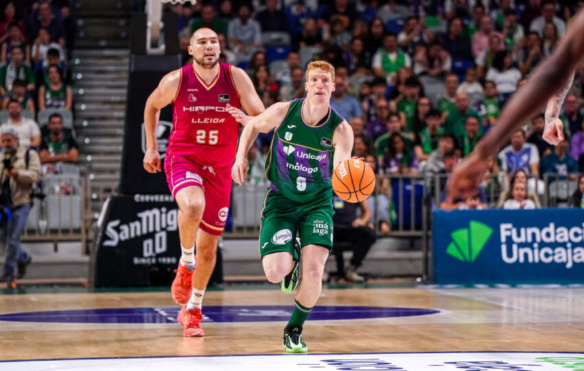 Alberto Díaz, pendiente de pruebas de una fractura en un dedo de su mano izquierda