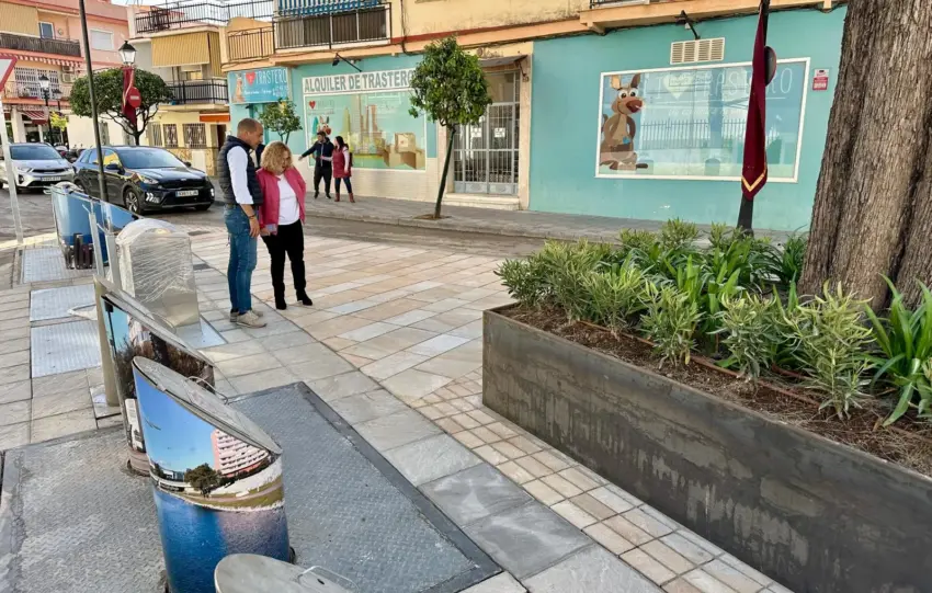 Sanchez y Mula visitan la zona tras las obras de remodelacion