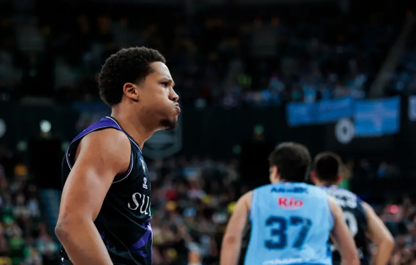 UN DESATADO PANTZAR SE MIDE AL UNICAJA