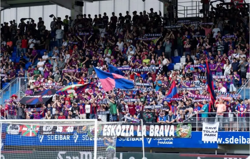 El SD Eibar ya juega su partido contra el Málaga CF: Promociones para llenar Ipurúa