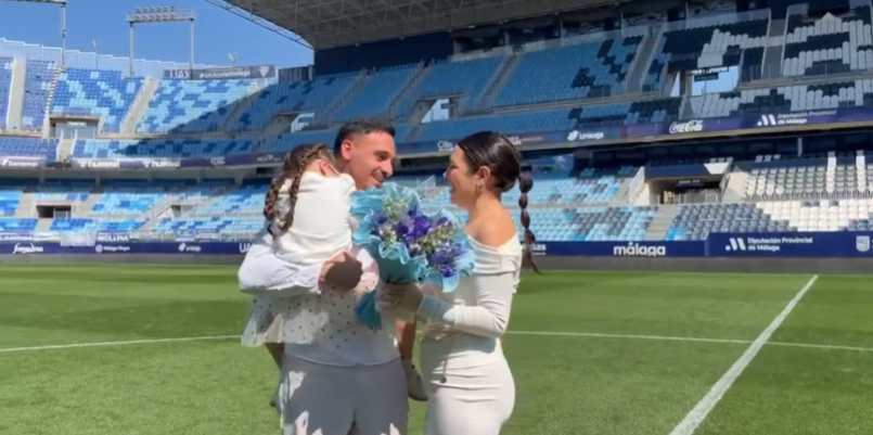 Alfonso Herrero elige La Rosaleda para conocer el género de su bebé