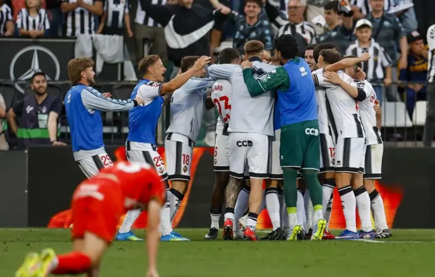 Clasificación Málaga CF: El Castellón tumba al Burgos y se cuela en el ascenso directo