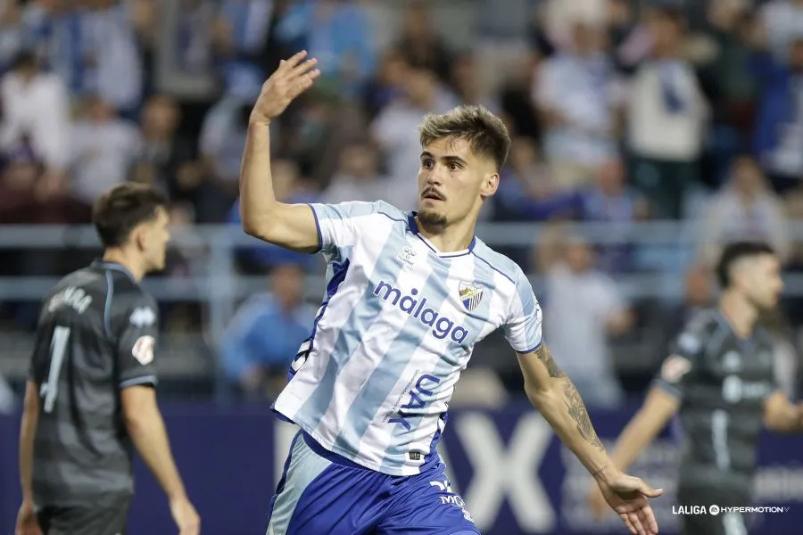 Chupete sigue a lo suyo pese a la mala dinámica del Málaga CF