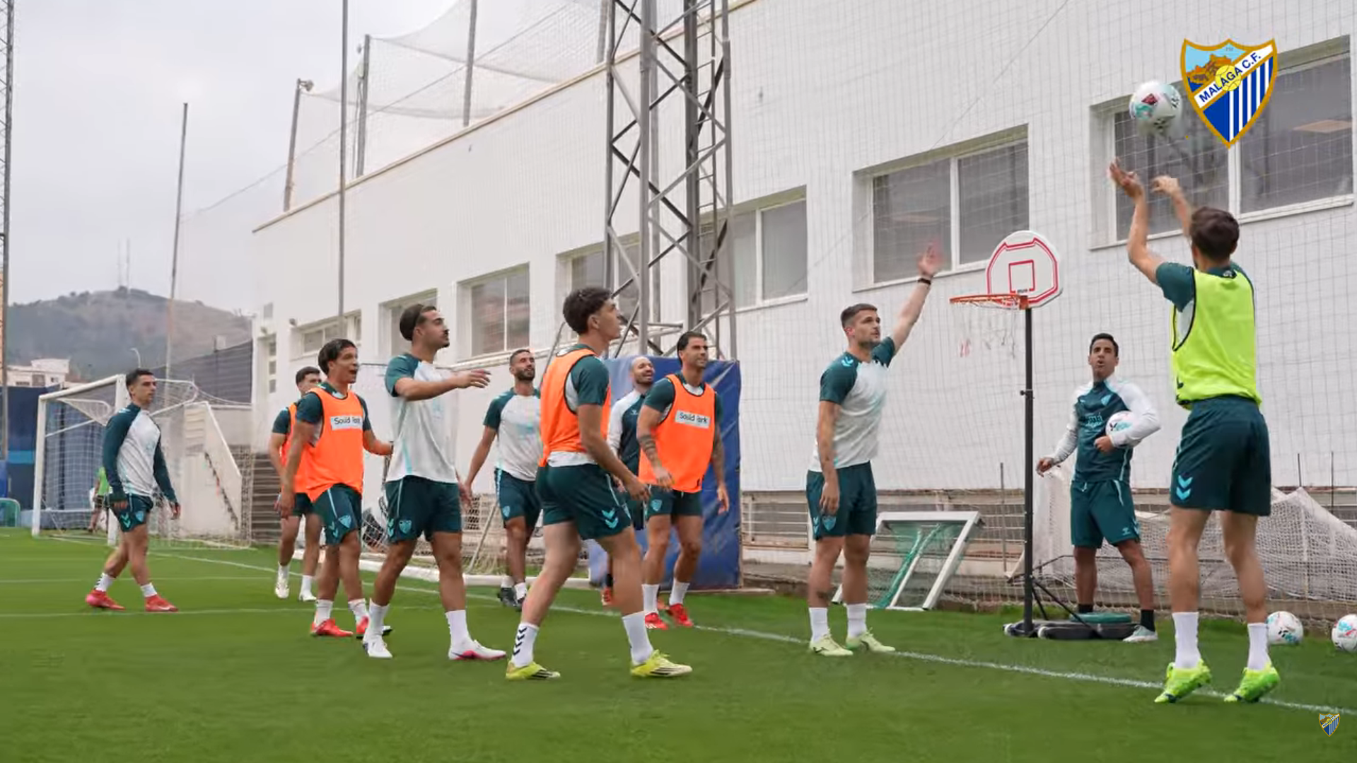 El Málaga CF se pasa al baloncesto en la sesión del jueves