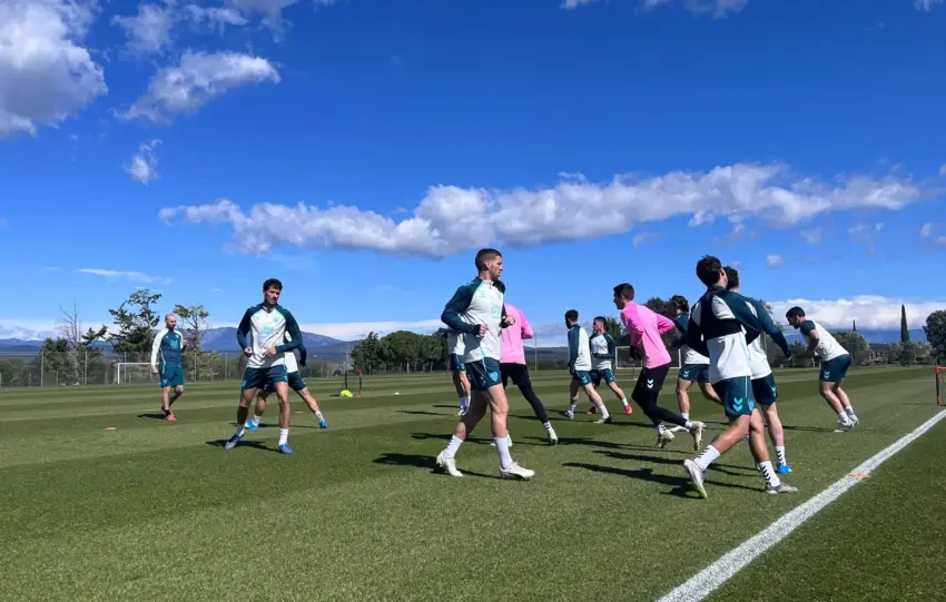 Funes suma una doble recuperación en el último entrenamiento previo al Deportivo