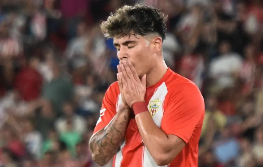 Otro contratiempo para Rubi: Melamed hace saltar las alarmas en Almería