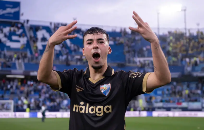 Rafita recibirá el Escudo de Oro de Vélez-Málaga tras su irrupción y ascenso con el Málaga CF