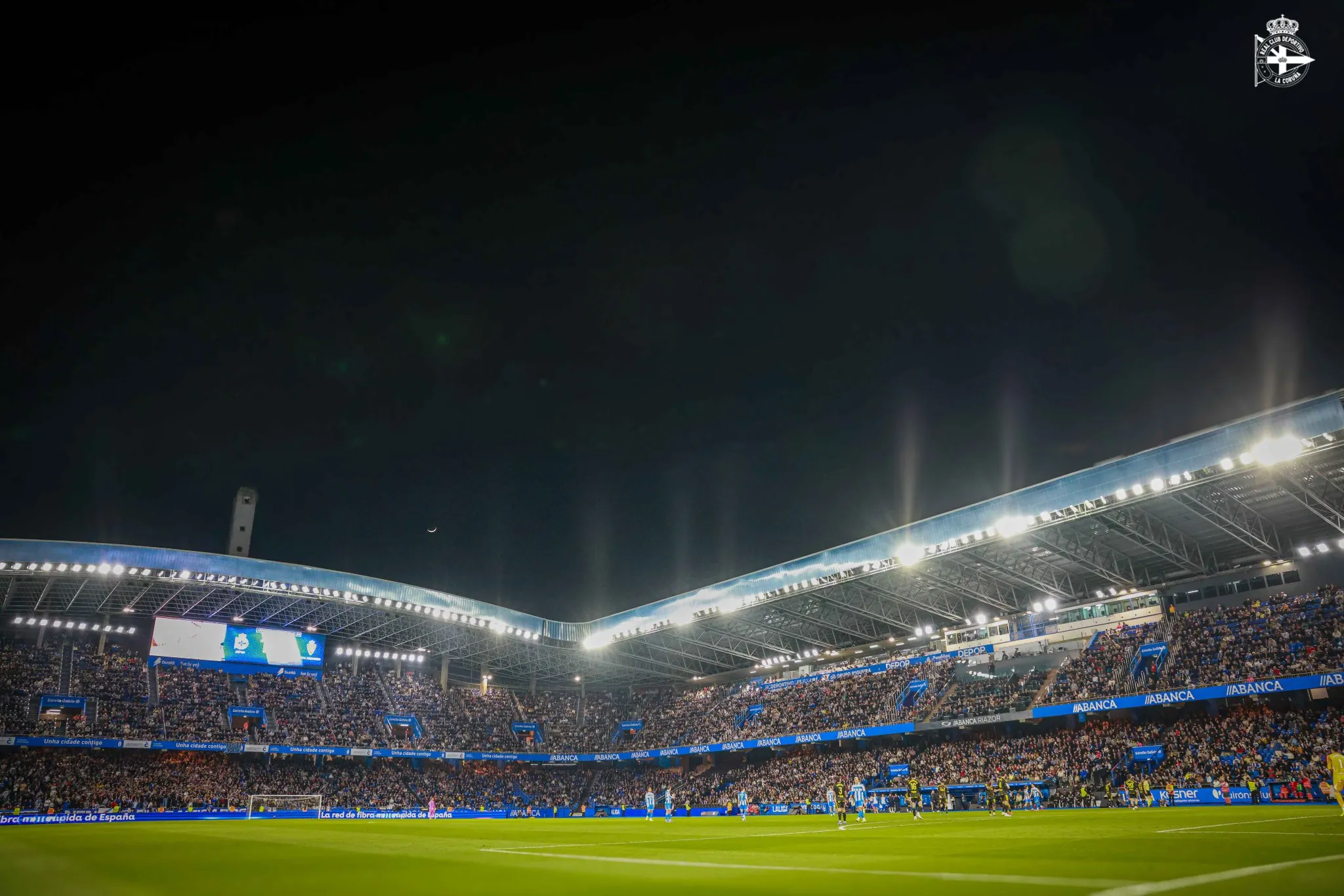 Dépor - Málaga: lleno total y máxima vigilancia en Riazor