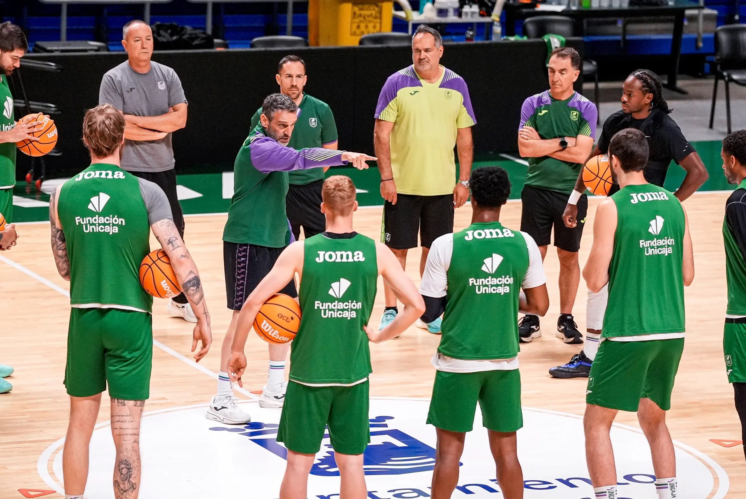 Radio Marca 18 1 - ENTRENAMIENTO PREVIO UNICAJA VS BREOGÁN