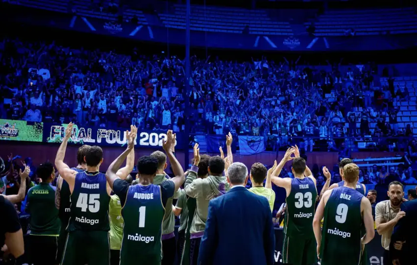 10 - GALERÍA BRONCE DEL UNICAJA