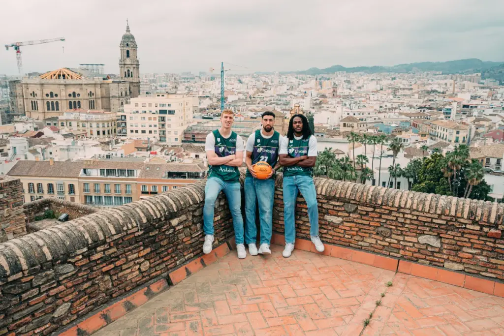 36 - DUARTE PERRY Y ALBERTO EN LA ALCAZABA