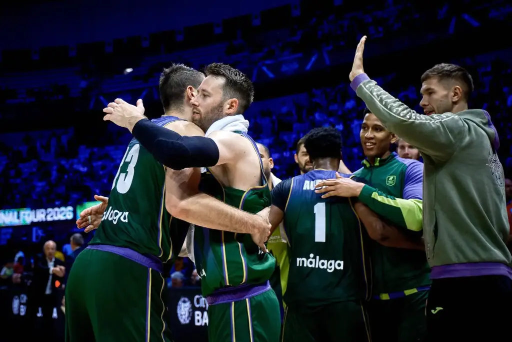 6 - GALERÍA BRONCE DEL UNICAJA