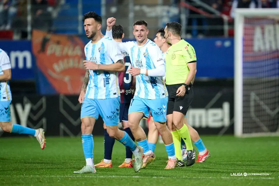 CUANDO EL MÁLAGA CF CAMBIO EL GUION DE LA PASADA TEMPORADA EN IPURÚA