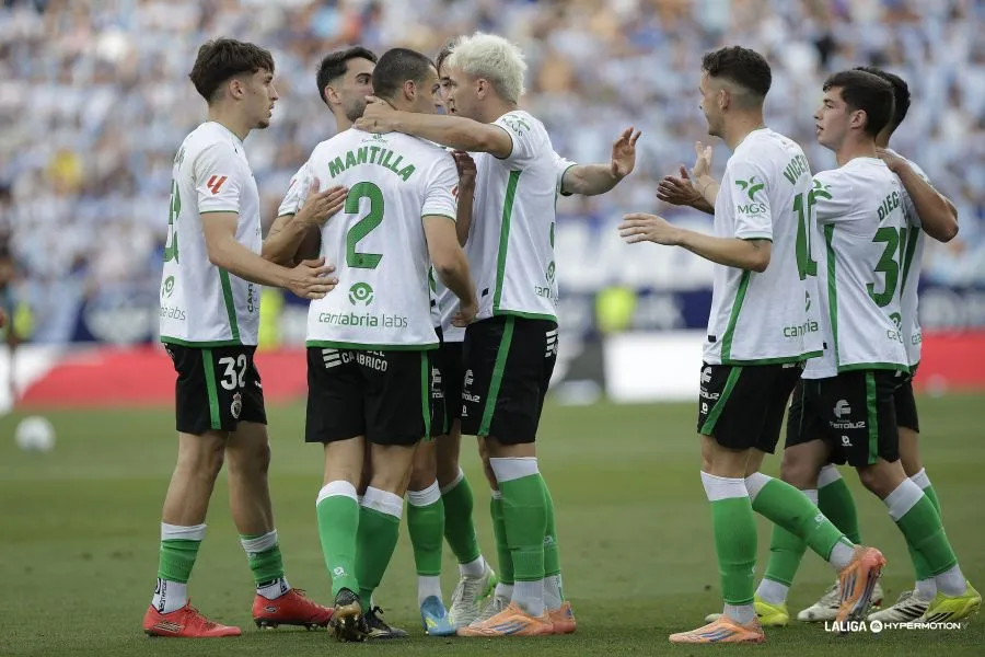 Radio Marca 3 EL MÁLAGA CF PIDE FALTA EN EL 1-1 DEL RACING