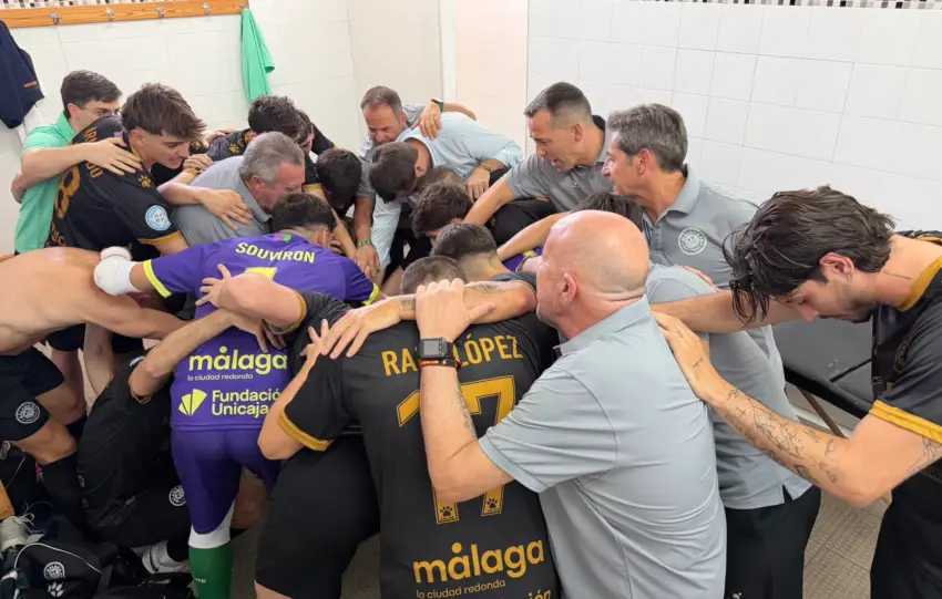 EL MÁLAGA CIUDAD REDONDA OBLIGADO A REMONTAR ANTE EL ZAMBÚ